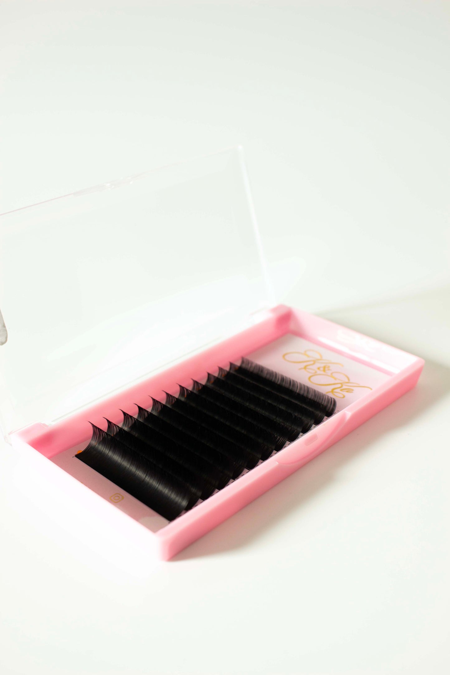 0.3 Volume lash trays